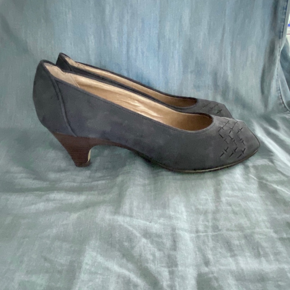 Navy Suede Heels, Papagallo made in Italy, SZ 6